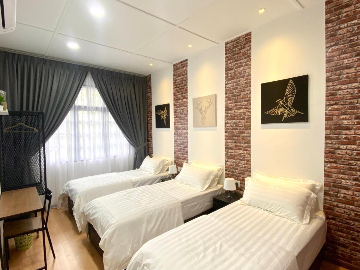 Comfy 3-Bedrooms With Family Karaoke Max-10Pax Ipoh Exterior photo